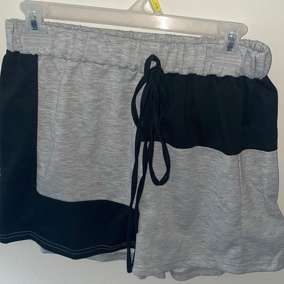 shorts from shein that just don’t fit:( - Picture 2 of 2